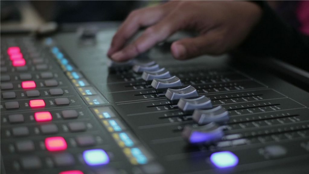 sewa videotron semarang | sewa led semarang | sewa proyektor semarang | live streaming semarang | java mice pro | jasa sewa videotron semarang | jasa sewa videotron | sewa sound system semarang