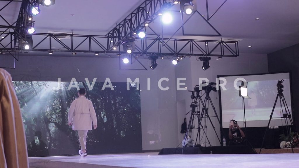 sewa videotron seamarang | sewa videotron kulon progo | sewa videotron | Java MICE Pro | sewa lighting semarang