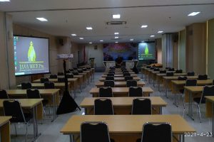 SEWA PROYEKTOR MURAH DAN SCREEN BERBAGAI UKURAN. BANDINGKAN YUK!