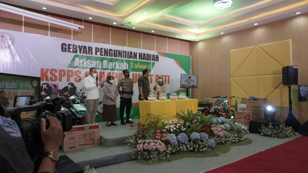 acara pengundian | webinar | universitas diponegoro semarang | undip | jasa video shooting semarang | sewa videotron semarang | sewa led semarang | sewa proyektor semarang | live streaming semarang | java mice pro | jasa sewa videotron semarang | jasa sewa videotron