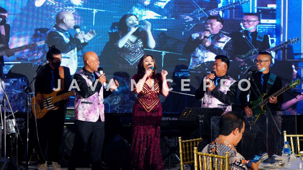 sewa sound system | sewa sound system semarang | sewa sound portable | sewa sound portable semarang | sewa videotron semarang | sewa led screen semarang | sewa videotron curve semarang | sewa led screen curve semarang | videotron curve | LIVE STREAMING | JASA LIVE STREAMING SEMARANG | BROADCASTING | BROADCASTING SEMARANG | Java MICE Pro